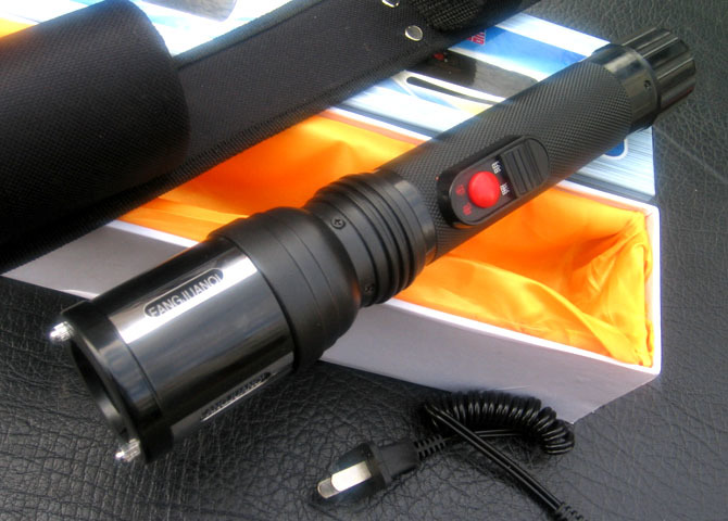 女性防身電擊防身器好不好 女性防身電擊防身器好不好