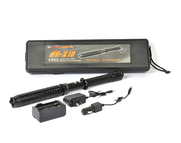 使用電擊防身器時會不會被電到？